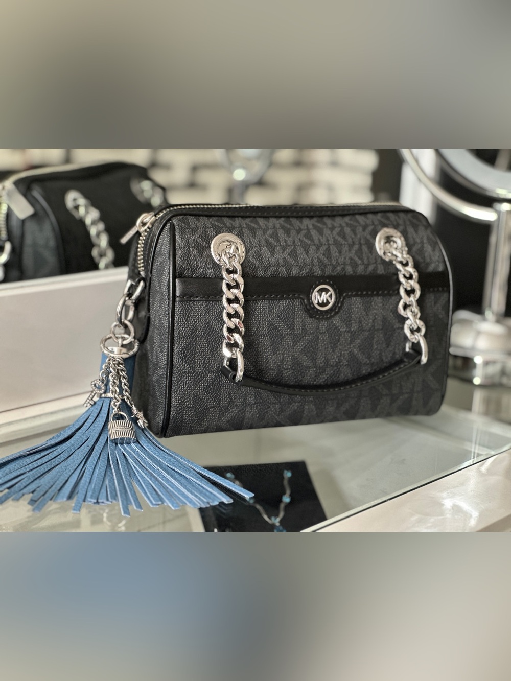 Blaire Extra-Small Logo
Duffel
Crossbody
Bag - Picture 5 of 11